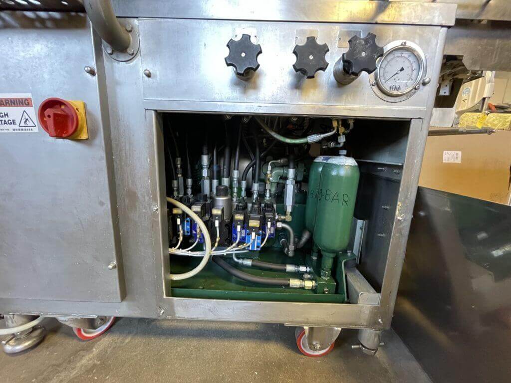 8378BD6C-F3A3-417C-A325-CC10DB93D4CE