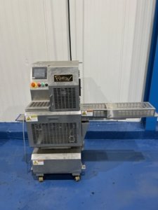 Rheon K 400 Ultrasonic Cutter