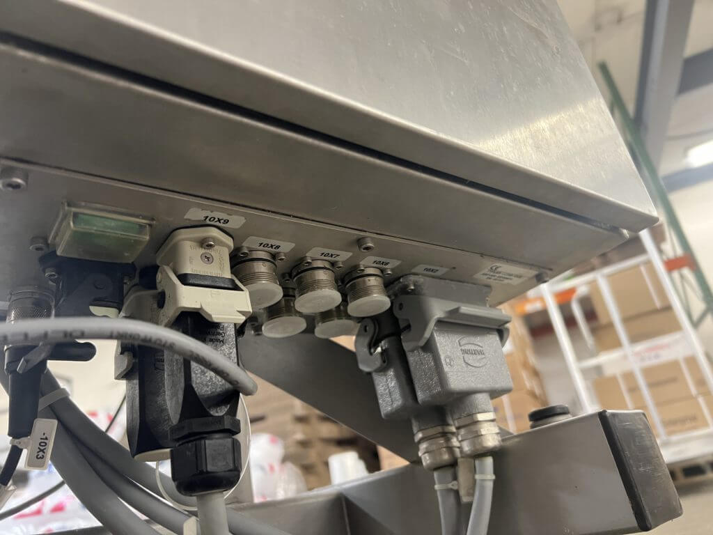 B1127B51-39F5-404E-A377-EF76A30686BE