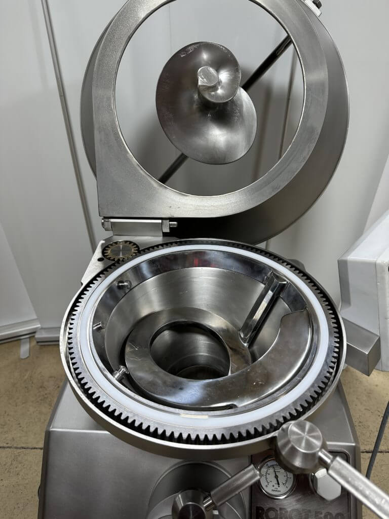 V-500 s-n 128-4262 Hopper Open