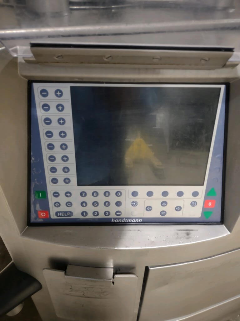 b3187c98-42ad-4157-b399-c0c495bd8d5c