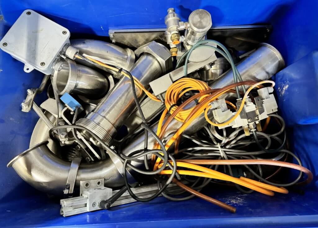 2CC4DC55-0AC3-4160-ADF9-4A22066FC602_1_201_a