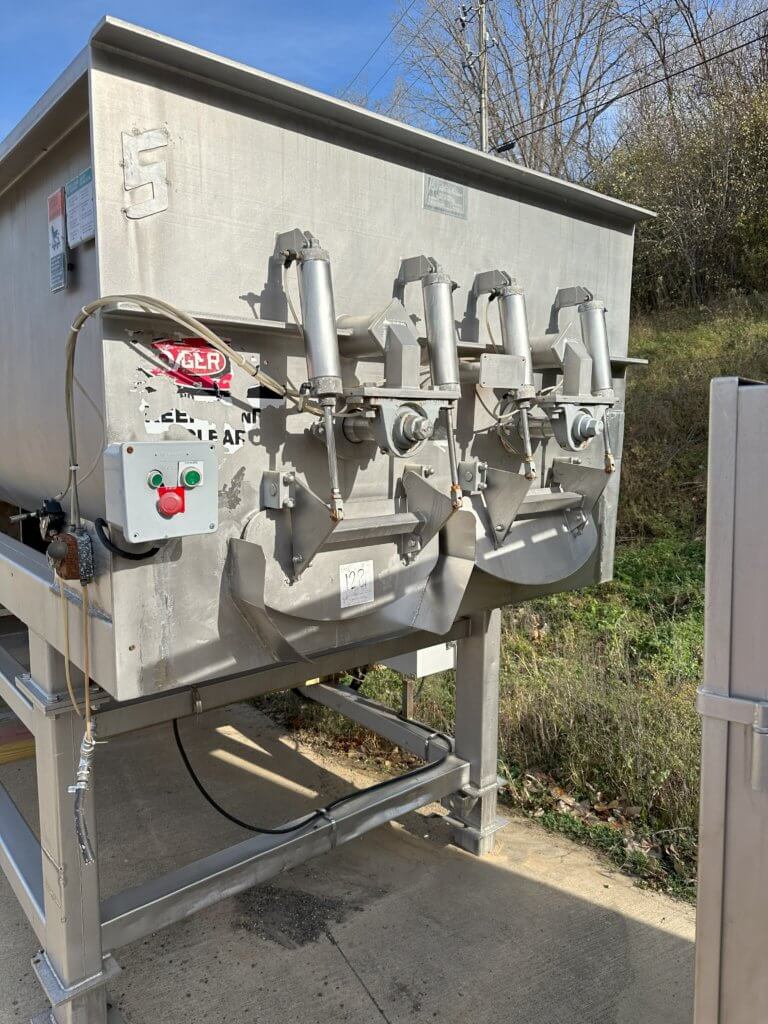 Blentech DM-34138-IP Paddle Blender - IMG_1775