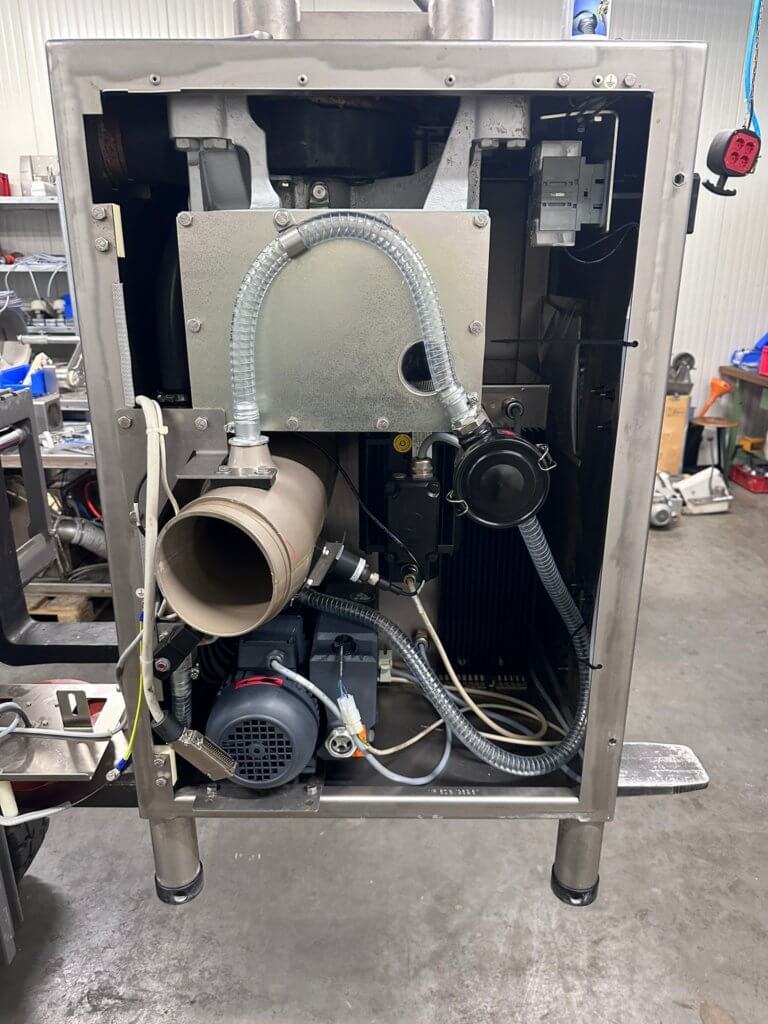 WhatsApp Image 2023-11-09 at 07.29.38