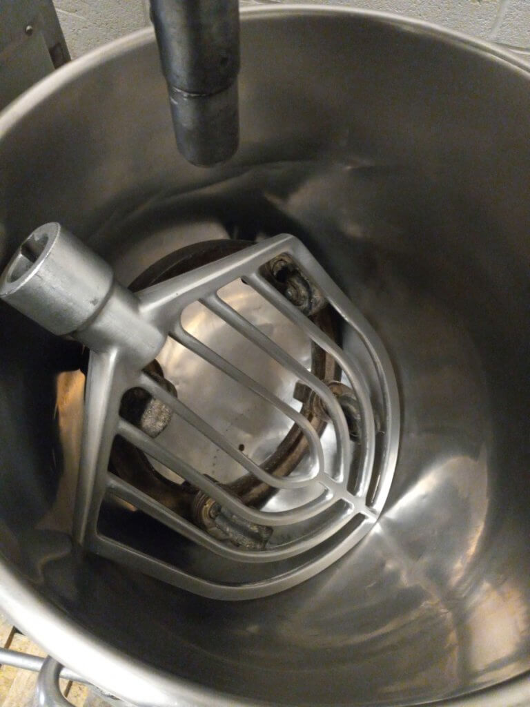 HOBART V1401 Quart Planetary Mixer