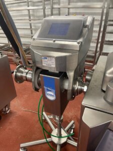 Loma IQ3+ Metal Detector