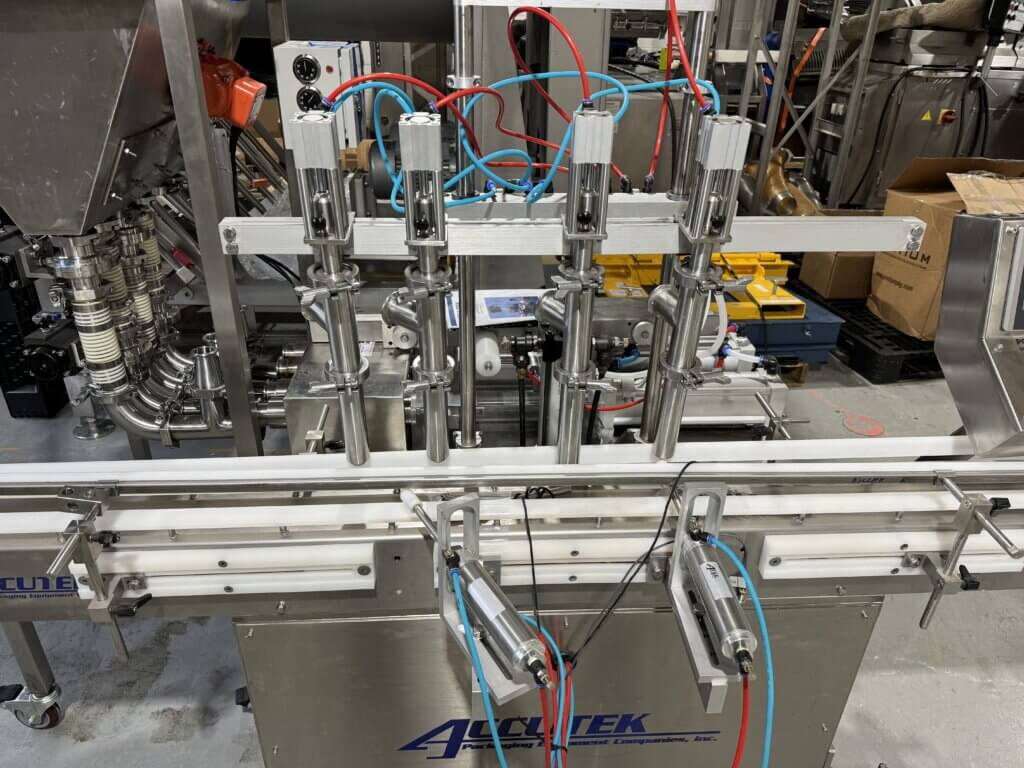ACCUTEK 02.523.000 Four Head Volumetric Piston Filler